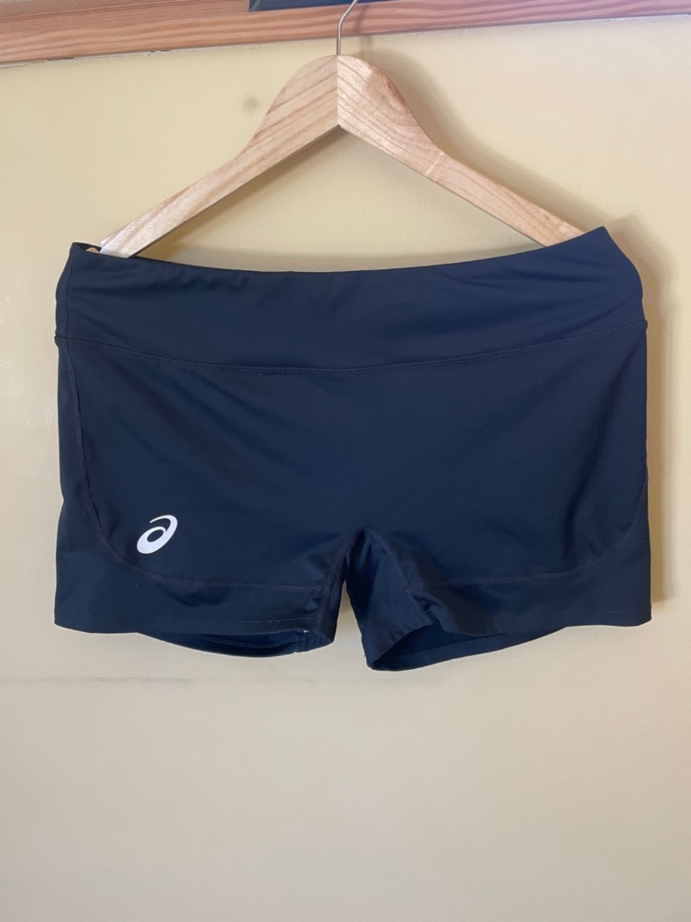 ASICS Black Women's Athletic Volleyball Spandex